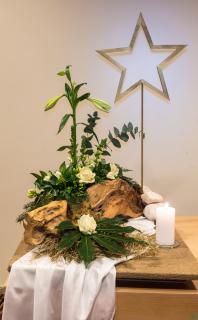 LIturgische bloemschikking 1e advent